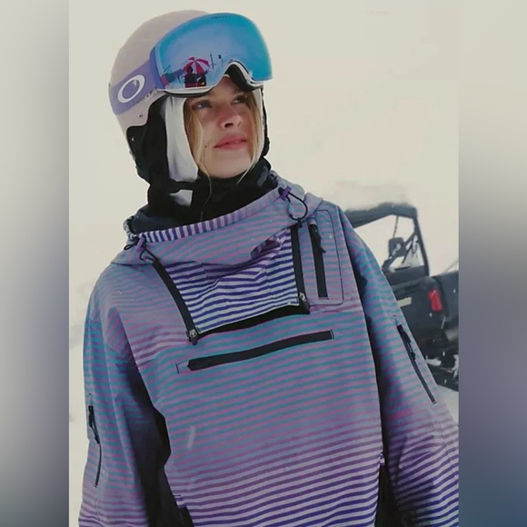 Free People FP Movement Blizzard Bliss Printed Pullover Waterproof Jacket - Picture 4 of 12